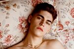 Hero Fiennes-Tiffin: 10 Fakten über den "After Love"-Star Sc